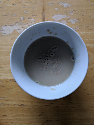 Photo showing the yeast dissolved inside the small rice bowl